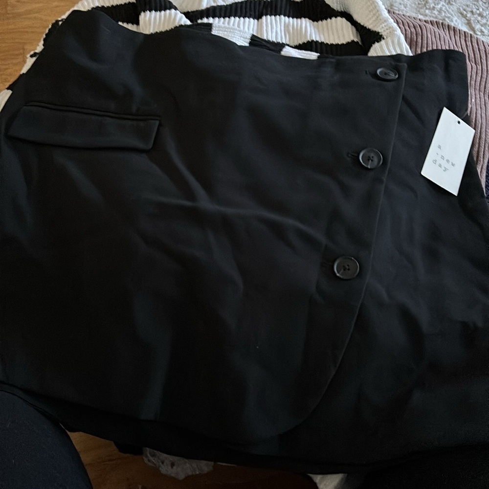 A new day black mini skirt new 🆕 - Picture 5 of 6